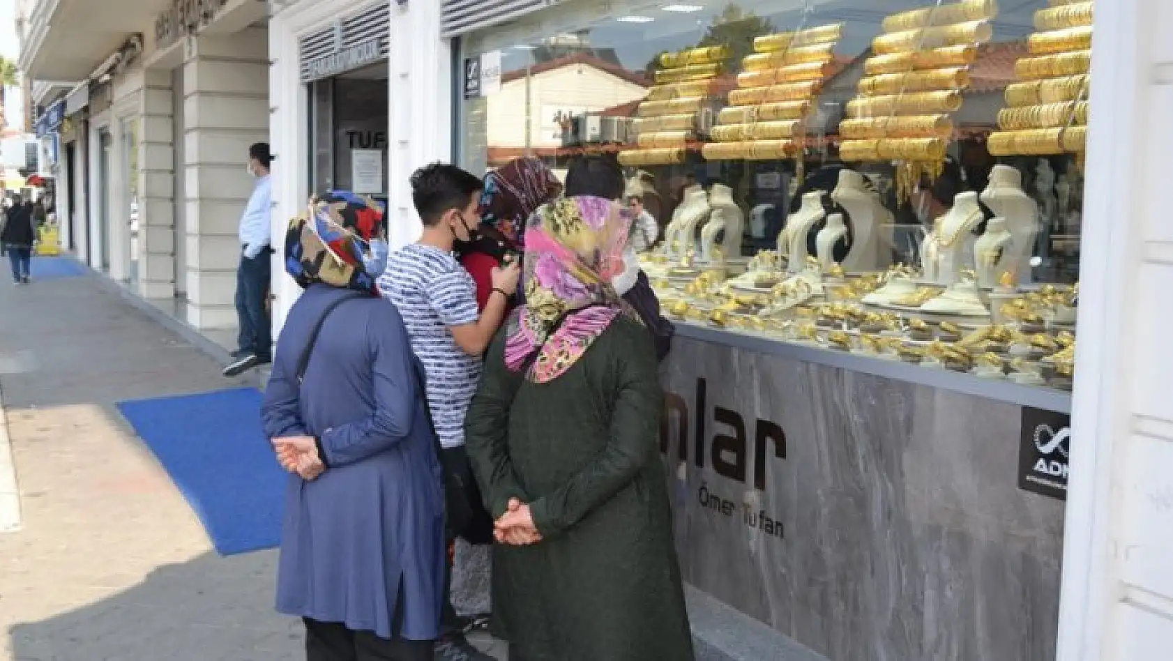 Altını almak mı, bozdurmak mı mantıklı?