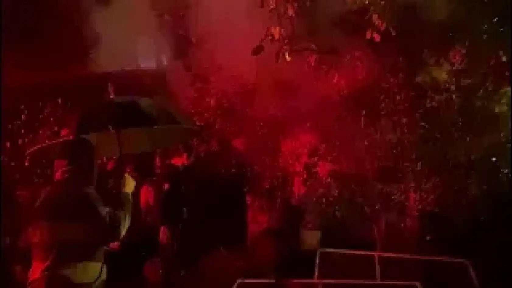 FETHİYE'DE EV YANGINI