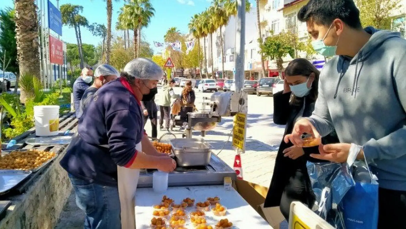 Fethiye Ülkü Ocaklarından Lokma Hayrı