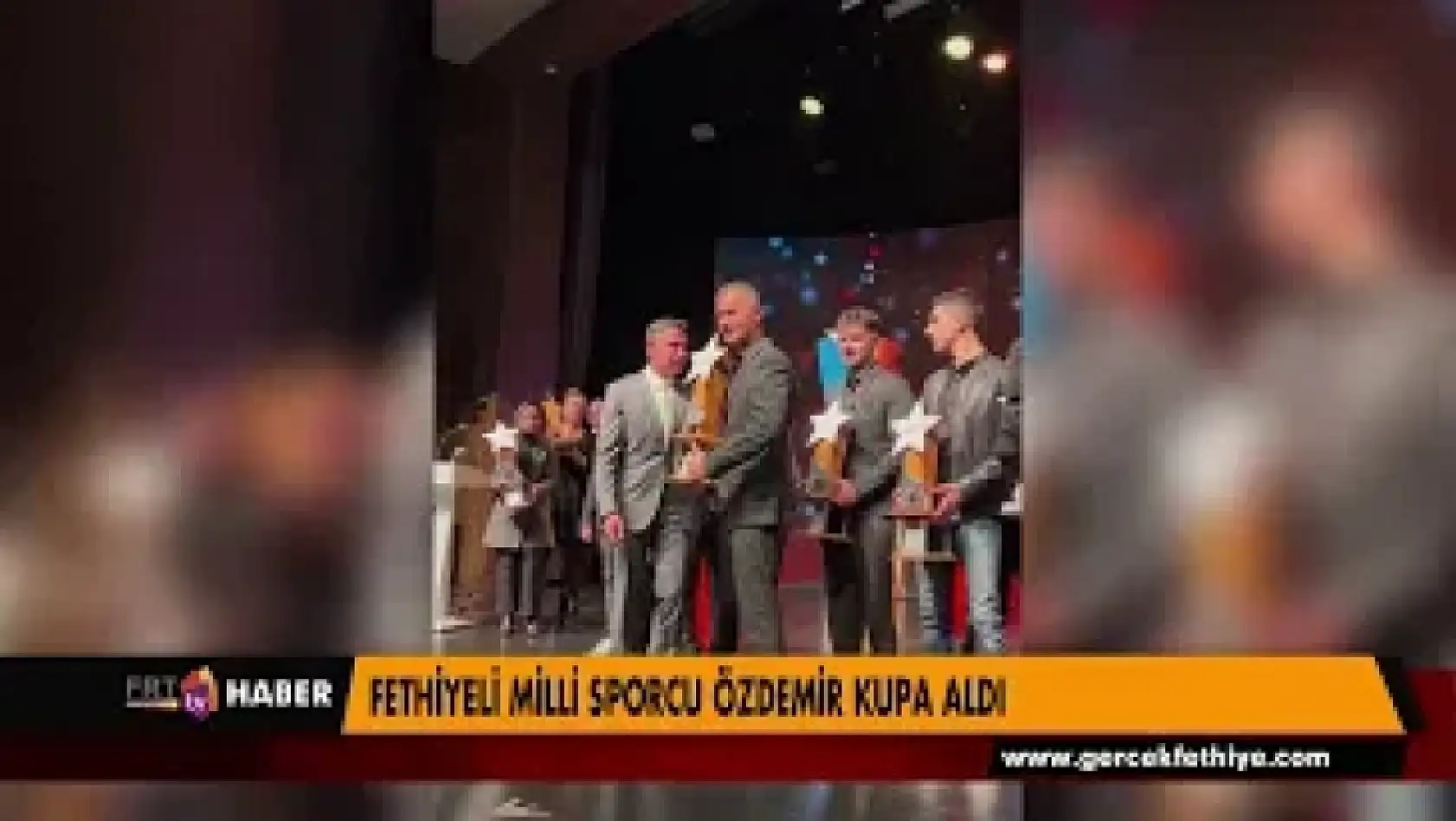 FETHİYELİ MİLLİ SPORCU ÖZDEMİR KUPA ALDI