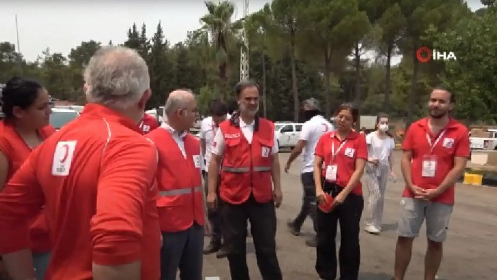 Kızılay Başkanı Kınık, Marmaris'te Koordinasyon Merkezi'nde incelemelerde bulundu