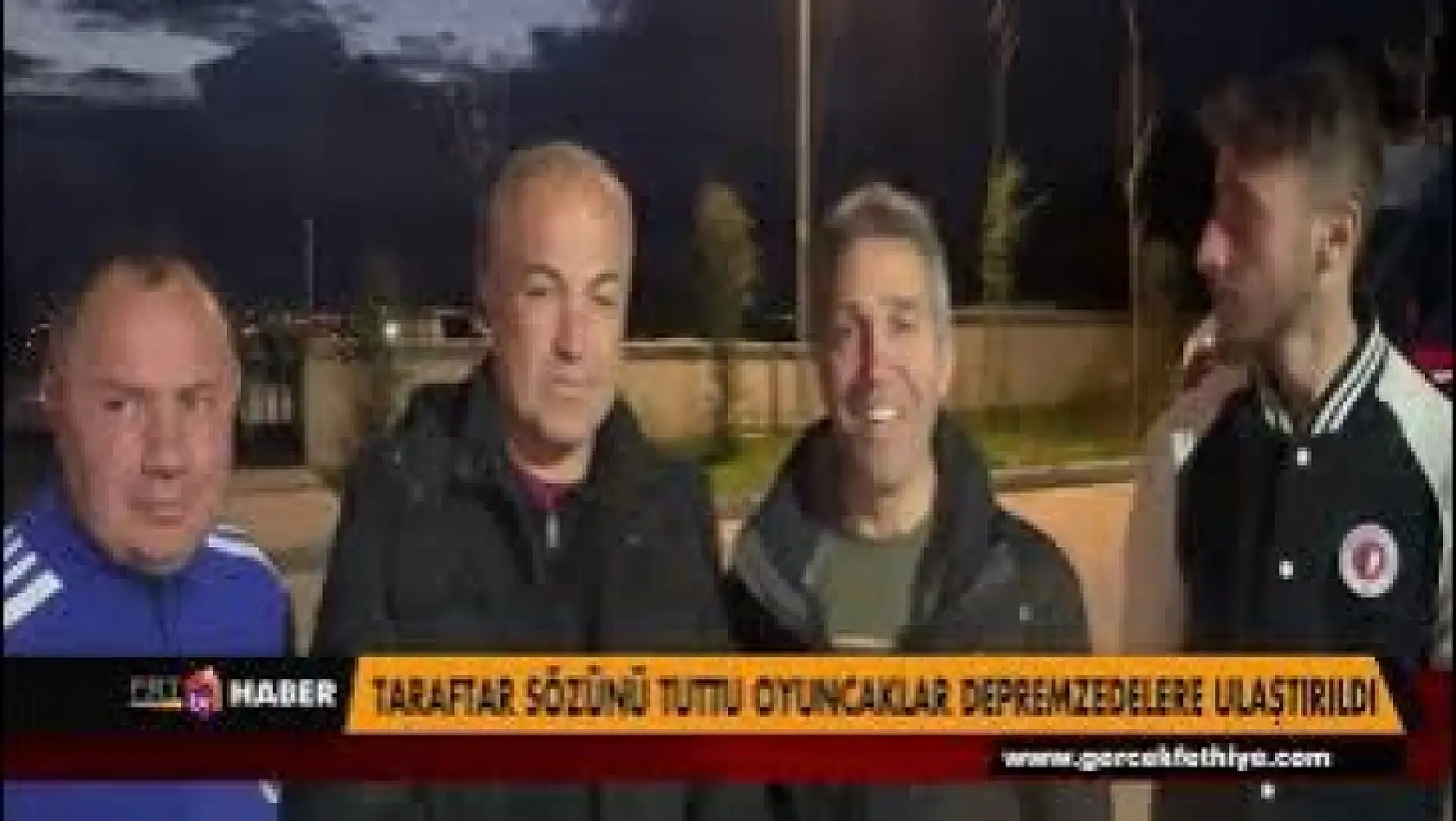 TARAFTAR SÖZÜNÜ TUTTU OYUNCAKLAR DEPREMZEDELERE ULAŞTIRILDI