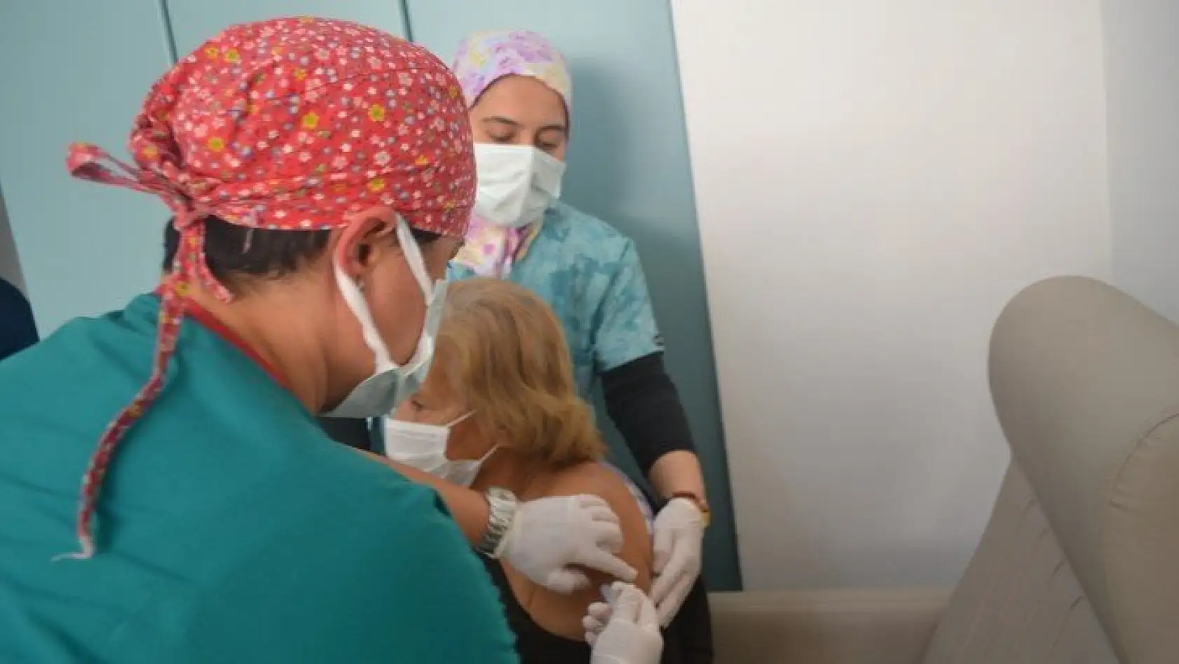 Vatandaşlar için aşı odaları hazır