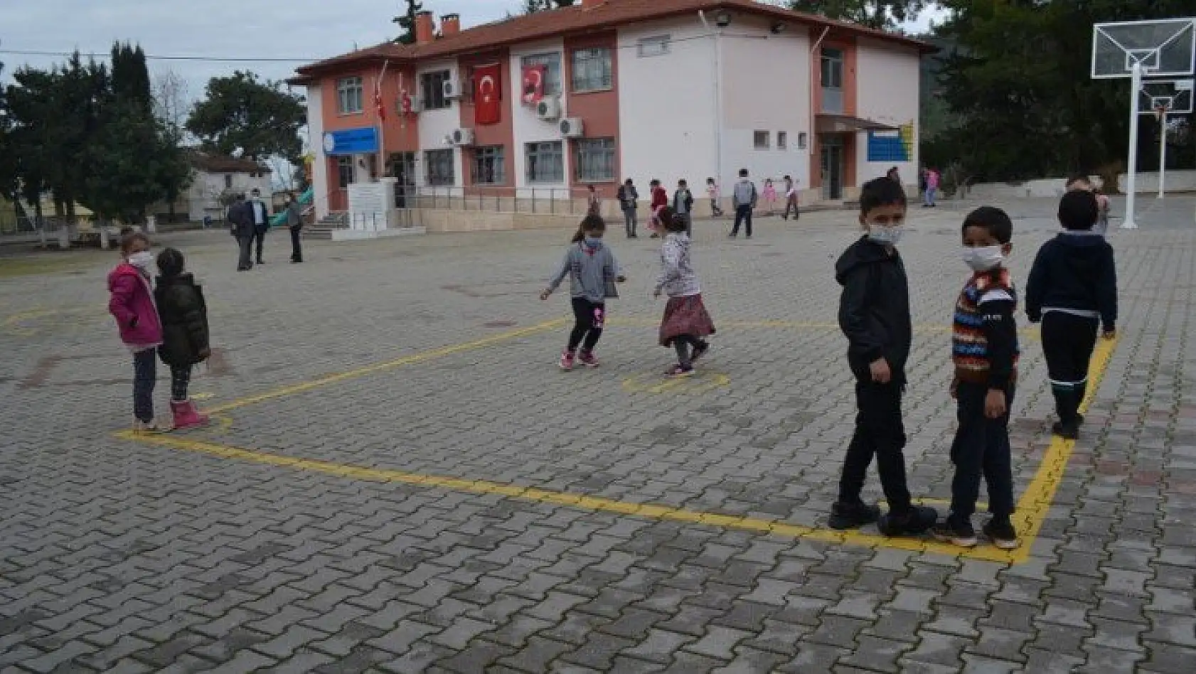 Yüz yüze eğitim Fethiye'de de başladı