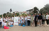 Erasmus Öğrencileri Fethiye'de temizlik için Şövalye Adası'nda buluştu