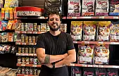 Fethiye'de Petshop sahibi uyarıyor: Sahte mama ve kalitesiz ürünlere dikkat!