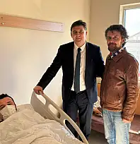 Başkan Karaca'dan, tribünden düşen Murat Bayat'a geçmiş olsun ziyareti