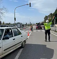 Devlet Hastanesi önünde motosiklet ve otomobillere yönelik uygulama