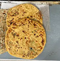 El açması börekten doğal meyve suyuna: Fethiye'de pazara lezzet katan tezgah