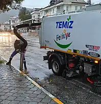 Fethiye Belediyesi'nden yağmur ve fırtınaya karşı 7/24 teyakkuz