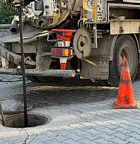 Fethiye Taşyaka Mahallesi'nde kanalizasyon hatlarında temizlik çalışması