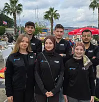 Fethiye Yeni Yıl Pazarı'na üniversiteli gençlerden destek