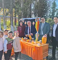 Seydikemer Girmeler İlkokulu'nda C vitamini şenliği coşkusu