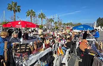 Fethiye'de 3 gün sürecek Yeni Yıl Pazarı açıldı