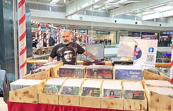 Fethiye'de plak tutkunlarına nostaljik buluşma