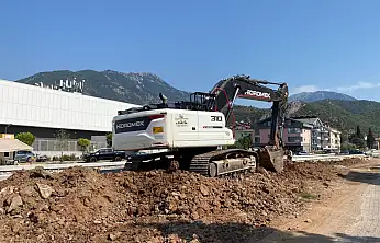 Fethiye'de Toptaş Deresi'nde ıslah çalışmalarında son etap