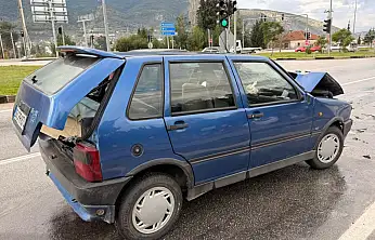 Fethiye Esenköy Kavşağı'nda trafik kazası: 4 yaralı