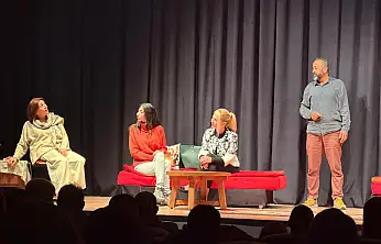 'Salon Altı + Kişilik' Oyunu Sahnelendi