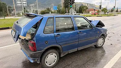 Fethiye Esenköy Kavşağı'nda trafik kazası: 4 yaralı