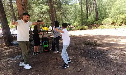 Hıdırellez Şenliği Aksazlar Koyu'nda kutlandı