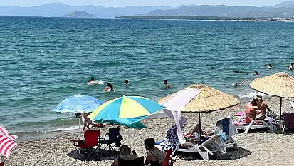 Fethiye'de Kavurucu Sıcaklık Termometreler 42, Araç İçi Sıcaklıklar 53 Dereceyi Gördü