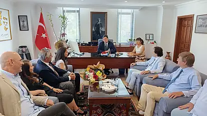 Fethiye'de Uluslararası Ziyaret: Başkan Karaca, İngiliz Heyetle Buluştu