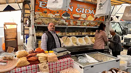 Zeytin Sezonu Pazarı Boşalttı, Süt Ürünlerine Zam Yolda