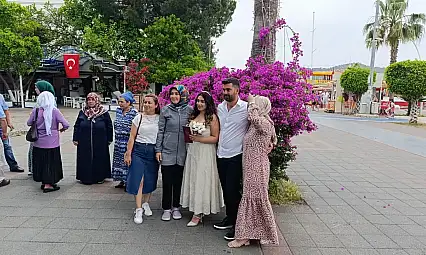 Fethiye'de 25.05.2025 yoğunluğu: 25 nikah aynı gün kıyıldı
