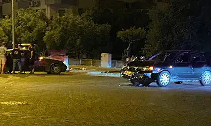 Fethiye'de trafik kazası İki otomobil çarpıştı