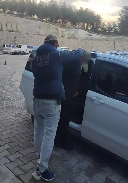 Fethiye ve Ortaca'da FETÖ operasyonu: 2 firari hükümlü yakalandı