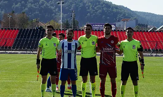 Türkiye Futbol Federasyonu (TFF) 2.Lig Kırmızı Grup 24.Hafta müsabakasında Fethiyespor, sahasında konuk ettiği Arnavutköy Belediyespor ile 0-0 berabere kaldı.