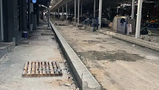 Pazaryeri uzay çatı direkleri yenilendi 