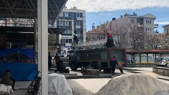 Pazaryeri uzay çatı direkleri yenilendi 