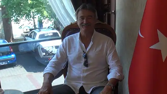 Eski Devlet Bakanı Kürşat Tüzmen Fethiye'de