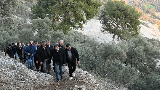 VALİ ORHAN TAVLI İDYMA ANTİK KENTİNDE İNCELEMELERDE BULUNDU