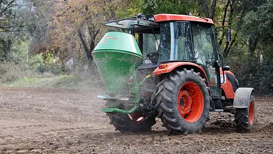 Menteşe'de 1 Ton Karakılçık Buğdayı Toprakla Buluştu