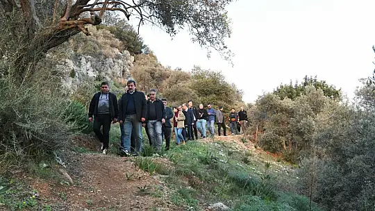 VALİ ORHAN TAVLI İDYMA ANTİK KENTİNDE İNCELEMELERDE BULUNDU