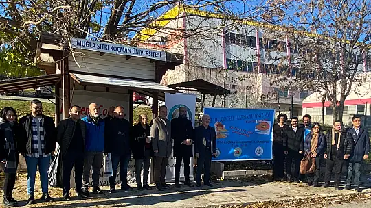 ÖĞRENCİLERE FETHİYE TARHANASI DAĞITTILAR