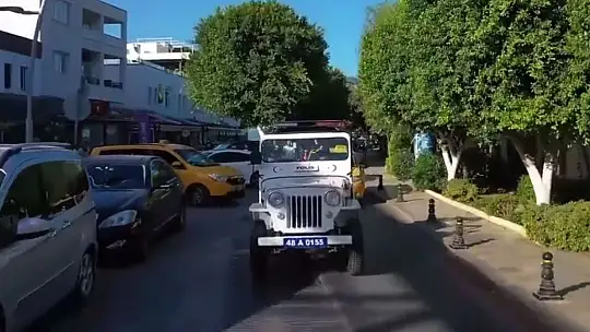 O ARTIK 'TURİZM POLİSİ ARACI'