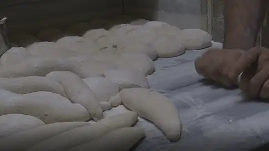 200 gram Ekmek Gayriresmi 2.5 TL