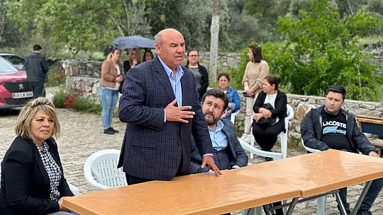 Milletvekili Adayı Otgöz Mahalle Ziyaretlerinde Bulundu