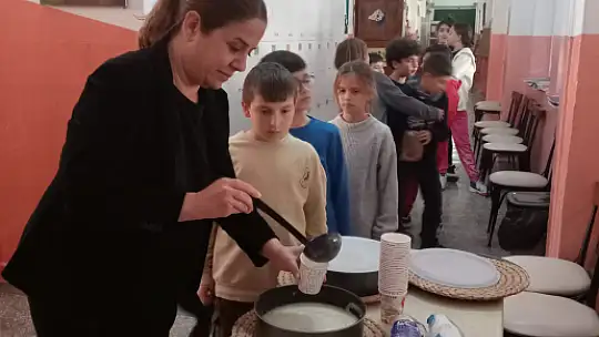 BİR ÇORBA İÇEBİLSEM