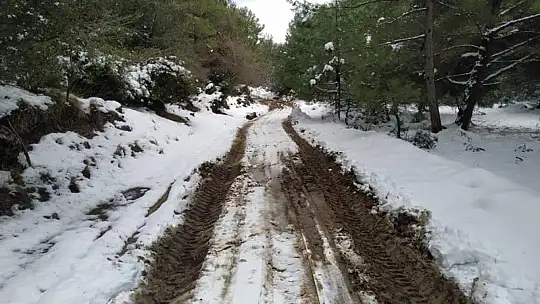 Milas Belediyesi hafta sonu kar mesaisindeydi