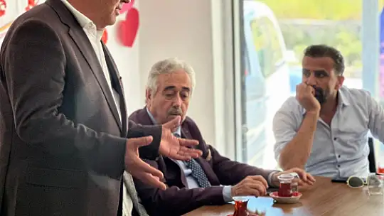 Aday Otgöz, 'Gece Uyumak, Gündüz Durmak Yok!'