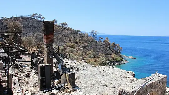 17 yıllık anıları yangınla birlikte küle döndü