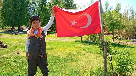 23 Nisan Ulusal Egemenlik Ve Çocuk Bayramı evlerde kutlanıyor