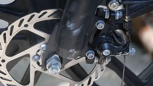 18 YAŞINDA HAYATINI KAYBEDEN BERFİN'İN AİLESİ, KAZANIN AYDINLATILMASINI İSTİYOR