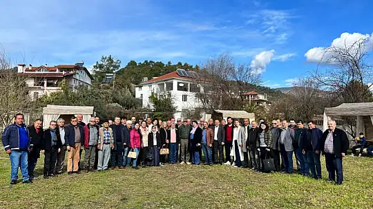 İYİ PARTİ'DEN SEÇİM ÖNCESİ İSTİŞARE KAHVALTISI