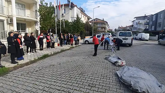 KIZILAY'DAN AFET GÖNÜLLÜLERİ EĞİTİM PROJESİ