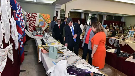 2 bin 700 kursiyerin eserleri sergilendi